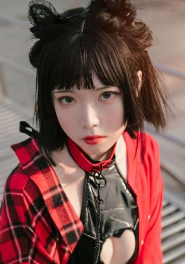 国产午夜人做人免费视频网站_720完整视频观看