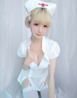 又爽又黄人妖免费视频_剧情片免费全集观看