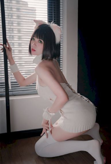 人妻丁字紧身裤翘臀_BD国语在线手机播放