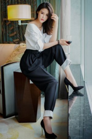 亚洲AV成人片无码夜色AV_1080P完整在线观看