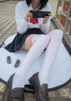 av熟女乱一区二区三区四区付费_BD高清欧美在线观看