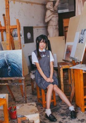 美女课体艺术西西课体_4K高清完整版播放